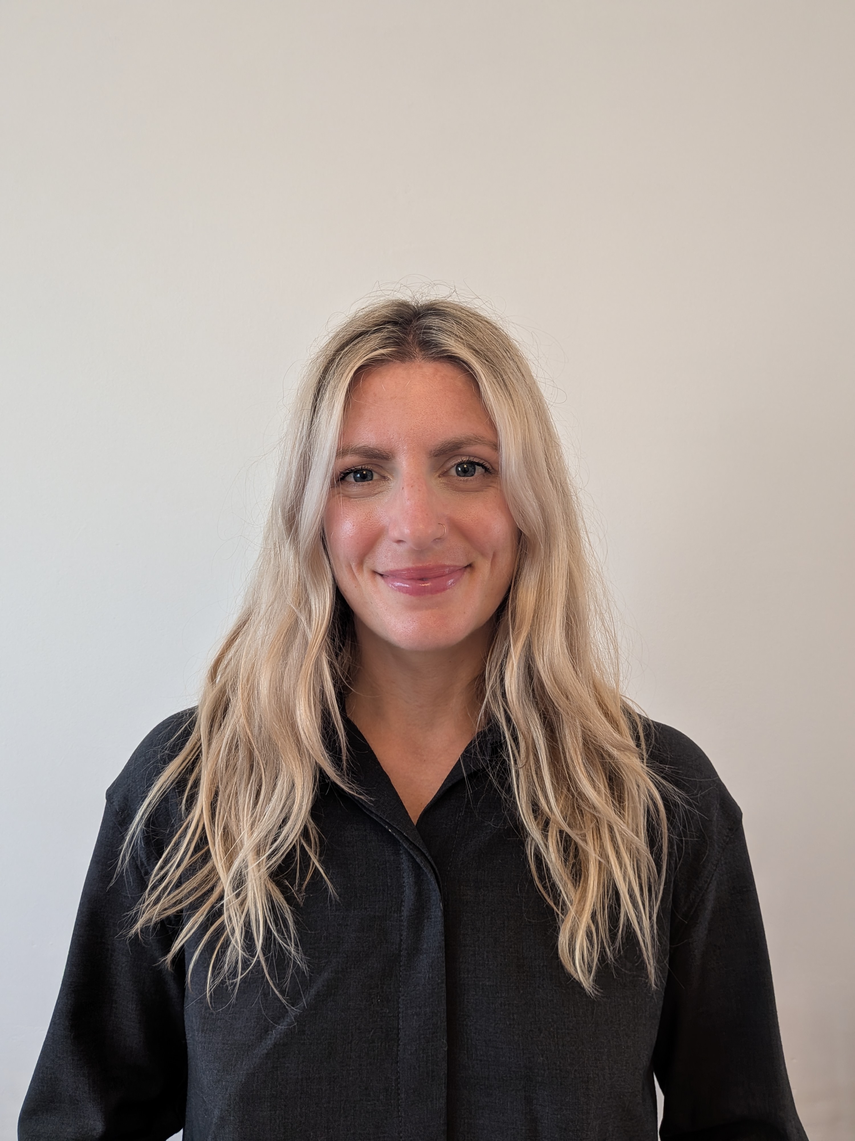 Sophie Jayne, COSRT registered relationship therapist